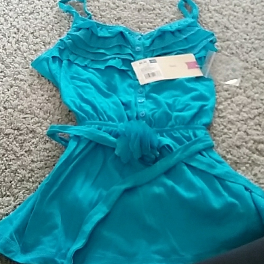 Super cute floral ruffle tank top